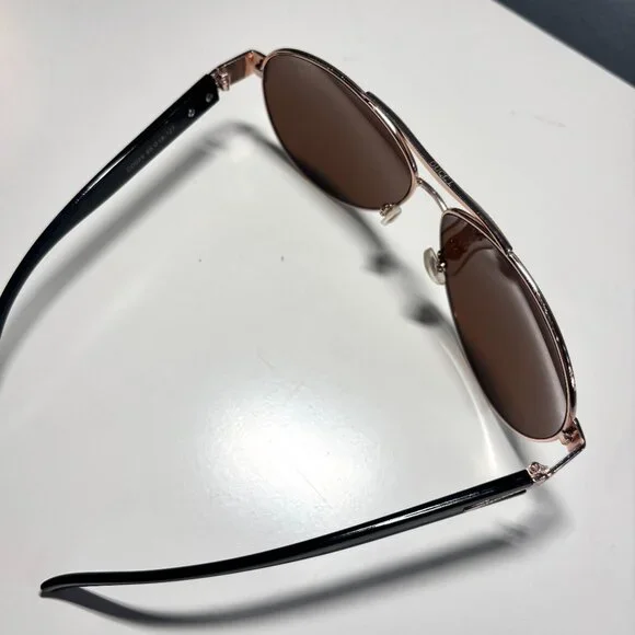 Gucci CD029 Aviator Sunglasses – Gold Frame, Brown Gradient Lenses - Picture 5 of 8